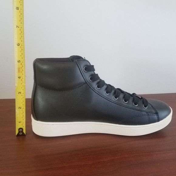 🔥Coach Sneaker High Tops🔥 - Picture 5 of 7
